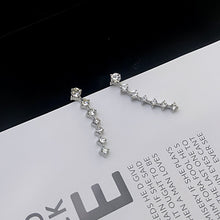 Charger l&#39;image dans la galerie, Seven Star Diamond Stud Earrings