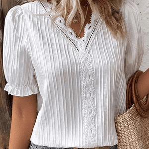 Chemise élégante en dentelle unie à col en V