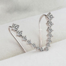 Charger l&#39;image dans la galerie, Seven Star Diamond Stud Earrings