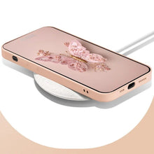 Charger l&#39;image dans la galerie, Coque en Verre Plat Motif Papillon 3D Compatible avec iPhone