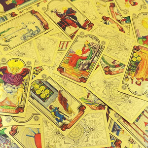 Feuilles d'or du monde mystérieux du tarot