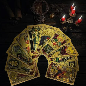 Feuilles d'or du monde mystérieux du tarot